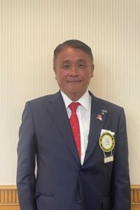 小内 賢一