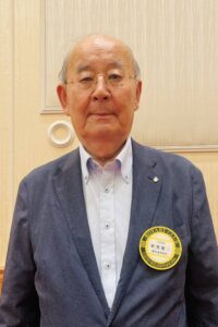 須賀 精二